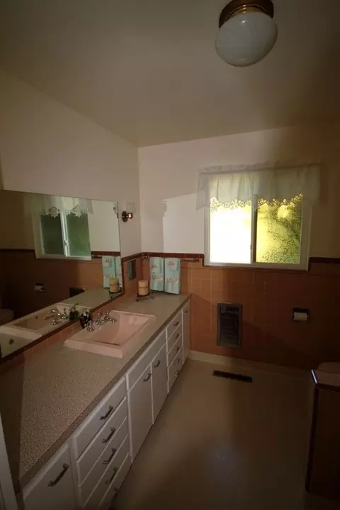 114 Sherman Dr, Red Bluff, CA 96080 photo 11