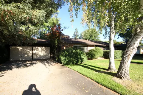114 Sherman Dr, Red Bluff, CA 96080 photo 2