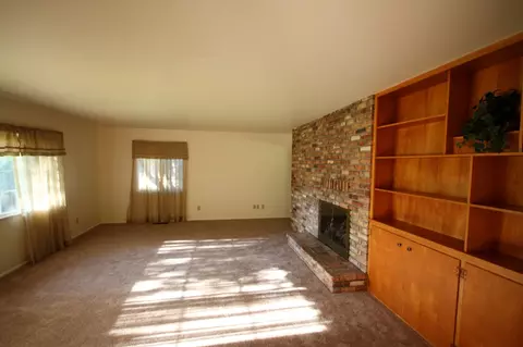 114 Sherman Dr, Red Bluff, CA 96080 photo 4