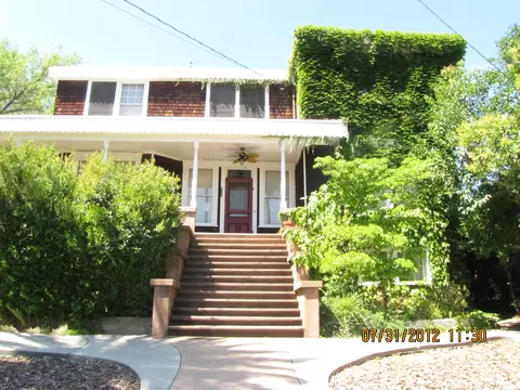 2112 West St, Redding, CA 96001 photo 1
