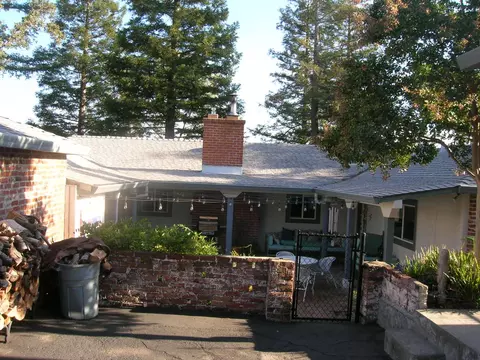 2208 Vista Ave, Redding, CA 96001 photo 2