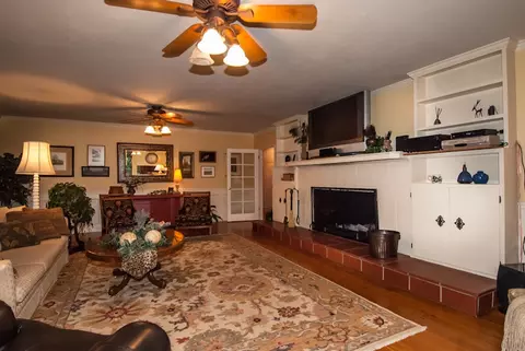 1508 Walnut Ave, Redding, CA 96001 photo 4