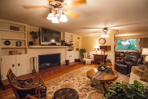 1508 Walnut Ave, Redding, CA 96001 photo 2