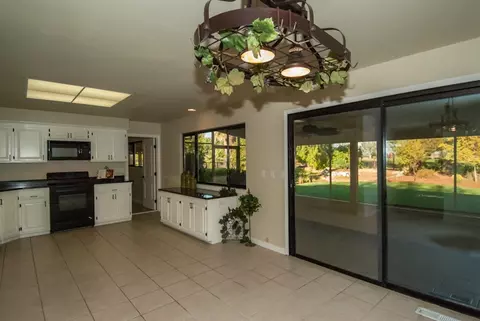 20146 Busch Ct, Redding, CA 96002 photo 16