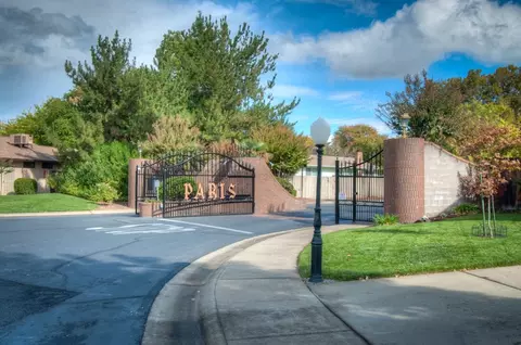 552 Monet Walk, Redding, CA 96001 photo 3