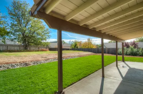 11523 Norton Ln, Redding, CA 96003 photo 21