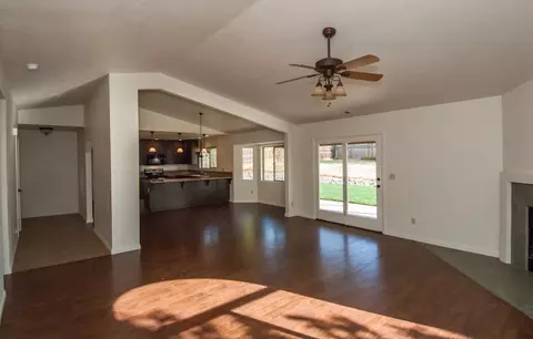 11523 Norton Ln, Redding, CA 96003 photo 6