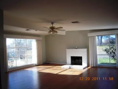 2809 Victor Ave, Redding, CA 96003 photo 2