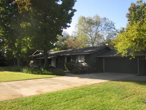 6858 Granada Dr, Redding, CA 96002 photo 1