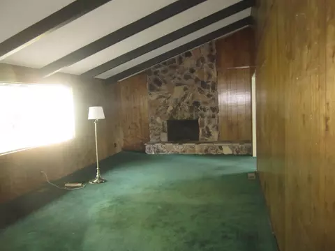 6858 Granada Dr, Redding, CA 96002 photo 5