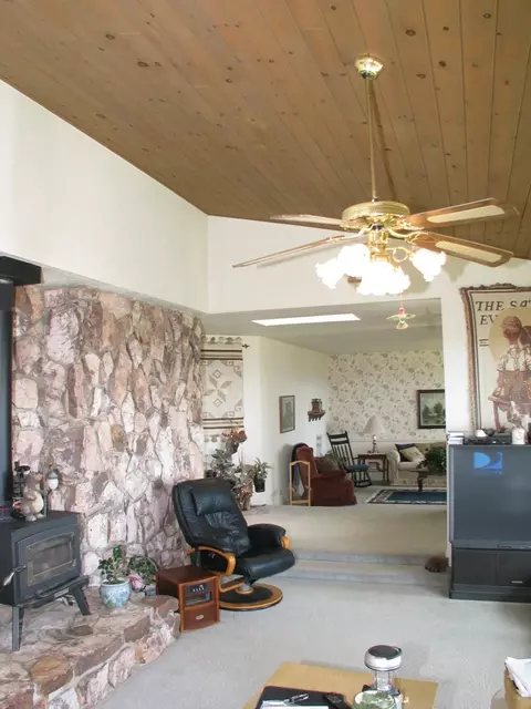 9612 Bond Ridge Dr, Redding, CA 96001 photo 19