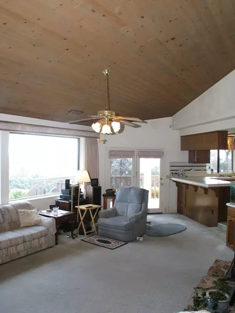 9612 Bond Ridge Dr, Redding, CA 96001 photo 7