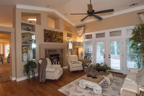 4415 Brittany Dr, Redding, CA 96002 photo 8