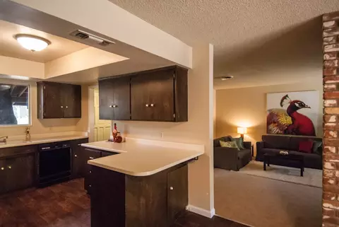 5063 Surrey Dr, Redding, CA 96002 photo 5