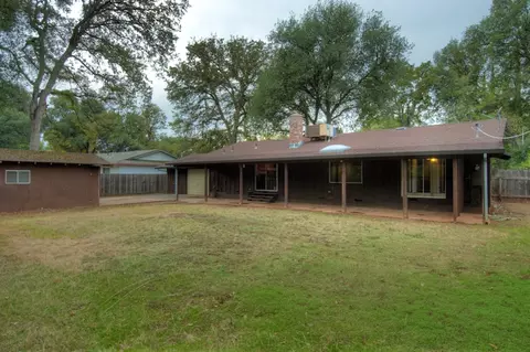5063 Surrey Dr, Redding, CA 96002 photo 16