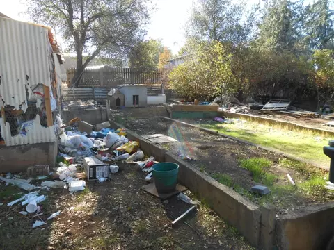 569 Parsons Dr, Redding, CA 96002 photo 2