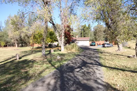 13812 Bear Mountain Rd, Redding, CA 96003 photo 4