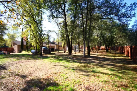 13812 Bear Mountain Rd, Redding, CA 96003 photo 18