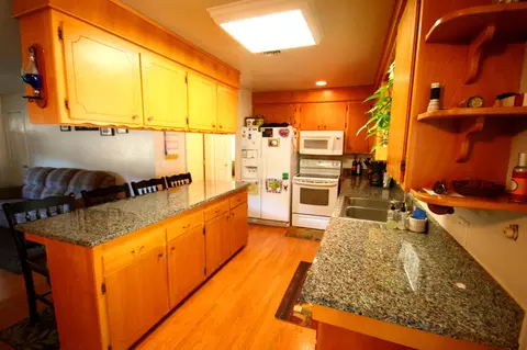 13812 Bear Mountain Rd, Redding, CA 96003 photo 8
