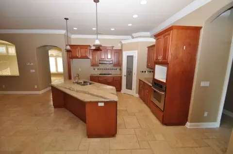 7668 Mohegan Ct, Redding, CA 96002 photo 4