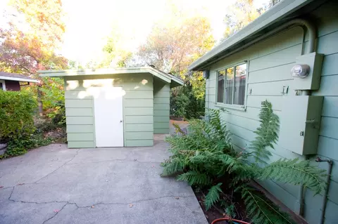 1025 Redbud Dr, Redding, CA 96001 photo 11