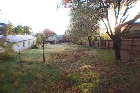 1569 Willis St, Redding, CA 96001 photo 33