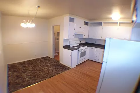 1569 Willis St, Redding, CA 96001 photo 12