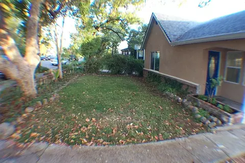 1569 Willis St, Redding, CA 96001 photo 3