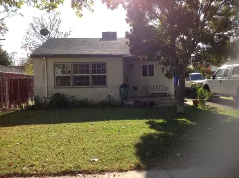 1015 State St, Redding, CA 96001 photo 2