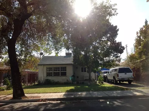 1015 State St, Redding, CA 96001 photo 1