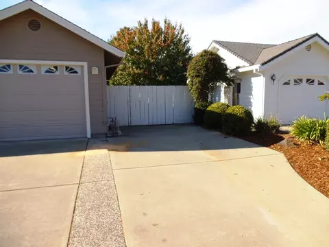 2320 Dartmouth, Redding, CA 96001 photo 3