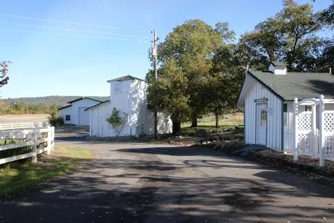 13873 Oak Run Rd, Oak Run, CA 96069 photo 32