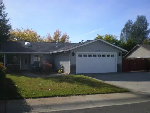 1174 Peregrine Way, Redding, CA 96003 photo 1