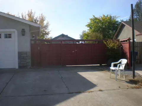 1174 Peregrine Way, Redding, CA 96003 photo 8