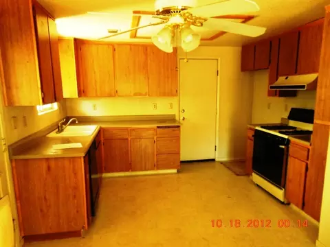 2001 Yahi Ln, Redding, CA 96002 photo 8