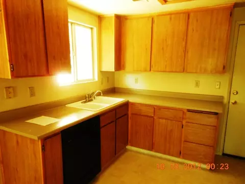 2001 Yahi Ln, Redding, CA 96002 photo 9
