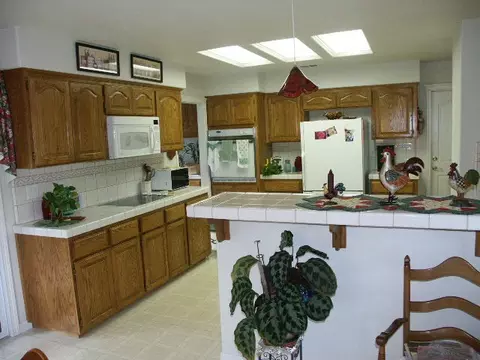 19235 Snowburst Ct, Redding, CA 96003 photo 2