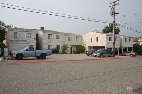440 Buckeye Ter, Redding, CA 96003 photo 1