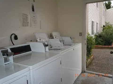 440 Buckeye Ter, Redding, CA 96003 photo 13