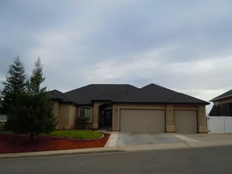 547 Fair Hl, Redding, CA 96003 photo 5