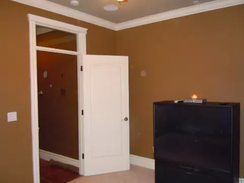 547 Fair Hl, Redding, CA 96003 photo 10
