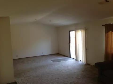 2941 Brookside Dr, Redding, CA 96001 photo 3