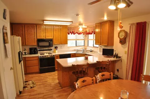 1710 Sterling Dr, Redding, CA 96003 photo 7