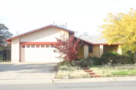 2144 Wisconsin Ave, Redding, CA 96001 photo 2