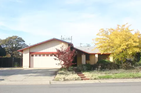 2144 Wisconsin Ave, Redding, CA 96001 photo 1