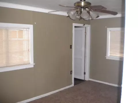 1448 Benton Dr, Redding, CA 96003 photo 6