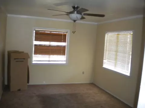 1448 Benton Dr, Redding, CA 96003 photo 4