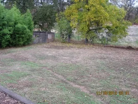 237 James Ave, Red Bluff, CA 96080 photo 2