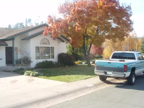 2199 Wicklow St, Redding, CA 96001 photo 4