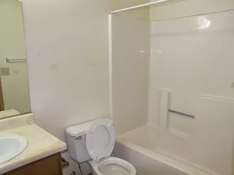 3908 Brightwood Dr, Redding, CA 96002 photo 6